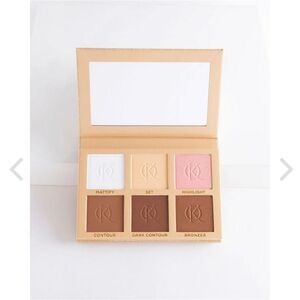Kenya Ontiveros‎ Set & Define Kit